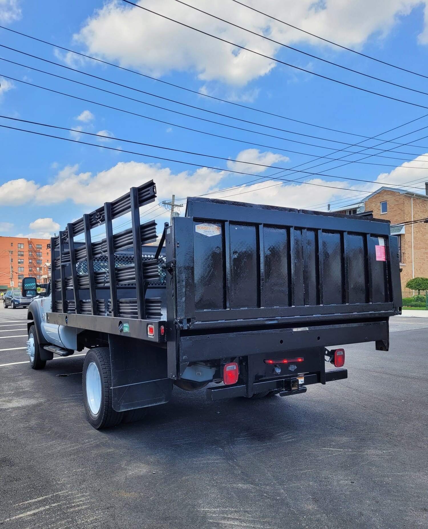 2013 Ford F550 Utility Bed Truck with Lift Gate