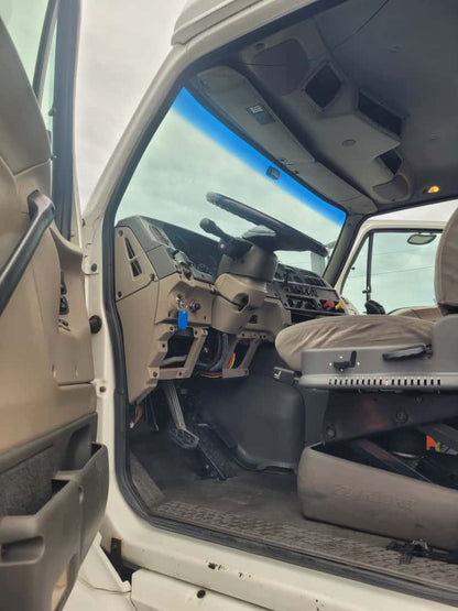 2002 Sterling A9500 Semi-Truck Tractor