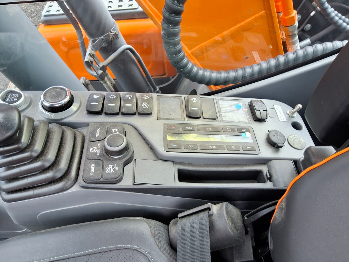 2026 Develon DX140LC-7 Excavator