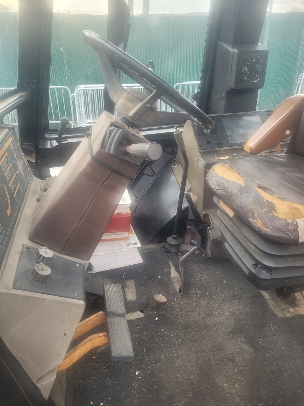 1987 Case 580K 4 x 4 Loader Backhoe w/Extendahoe