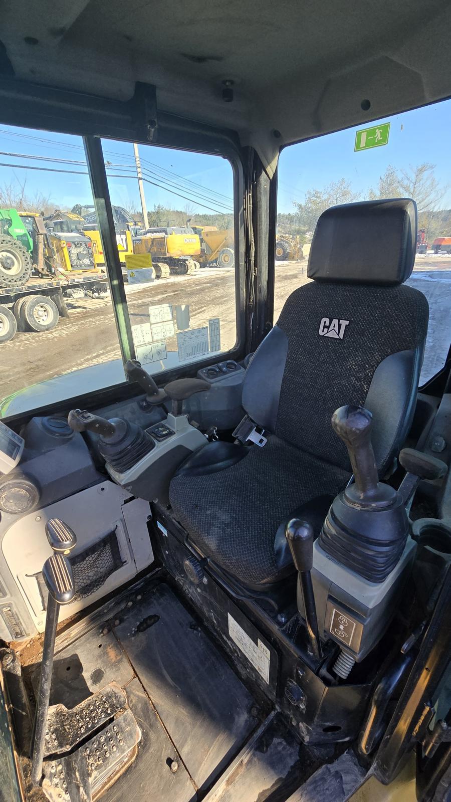 2016 CAT 305.5E2 Mini Excavator