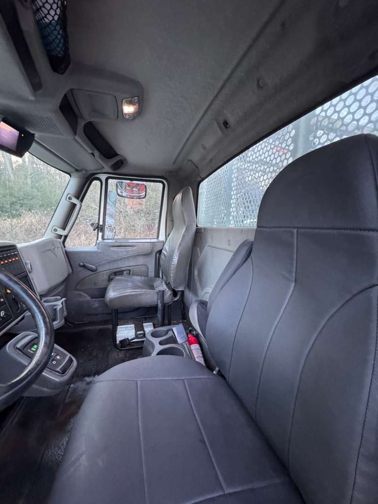 2016 International Durastar 4300 Mechanic Service/Utility Truck with Crane