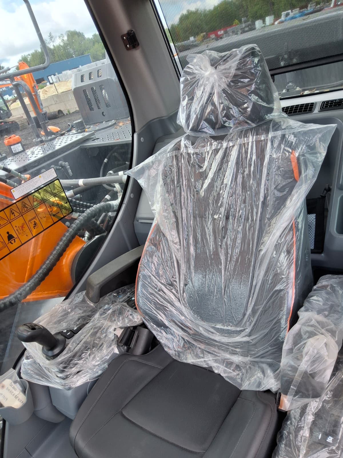 2026 Develon DX200LC-7-US20 Excavator