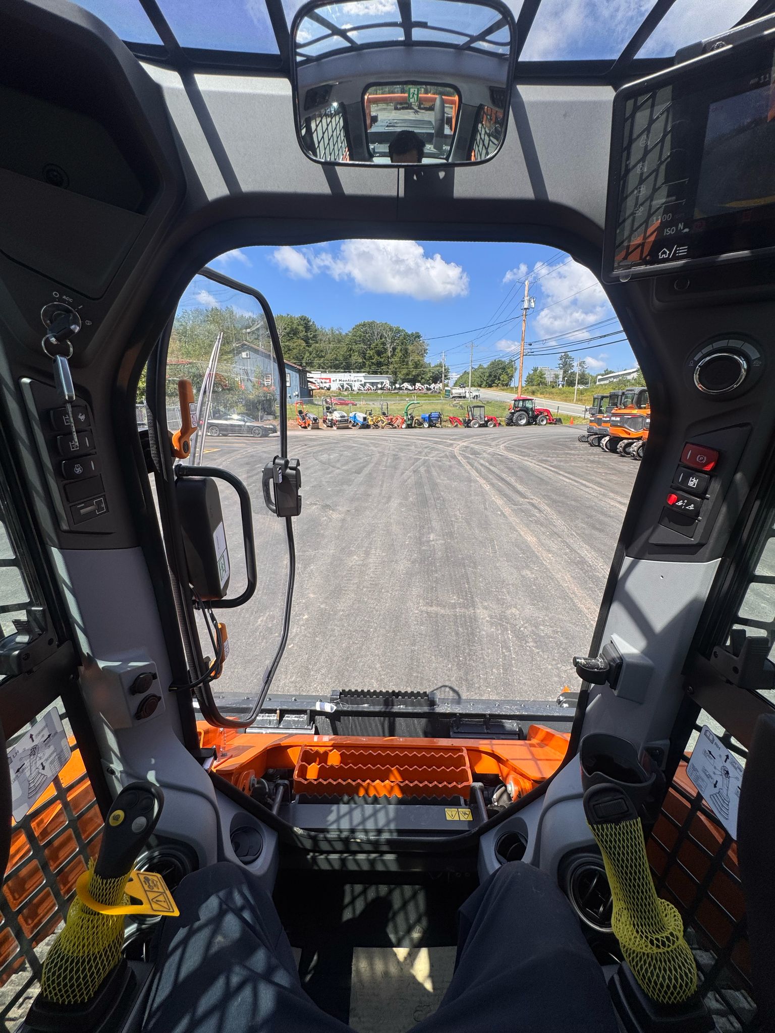 2026 Develon DTL35 Track Loader