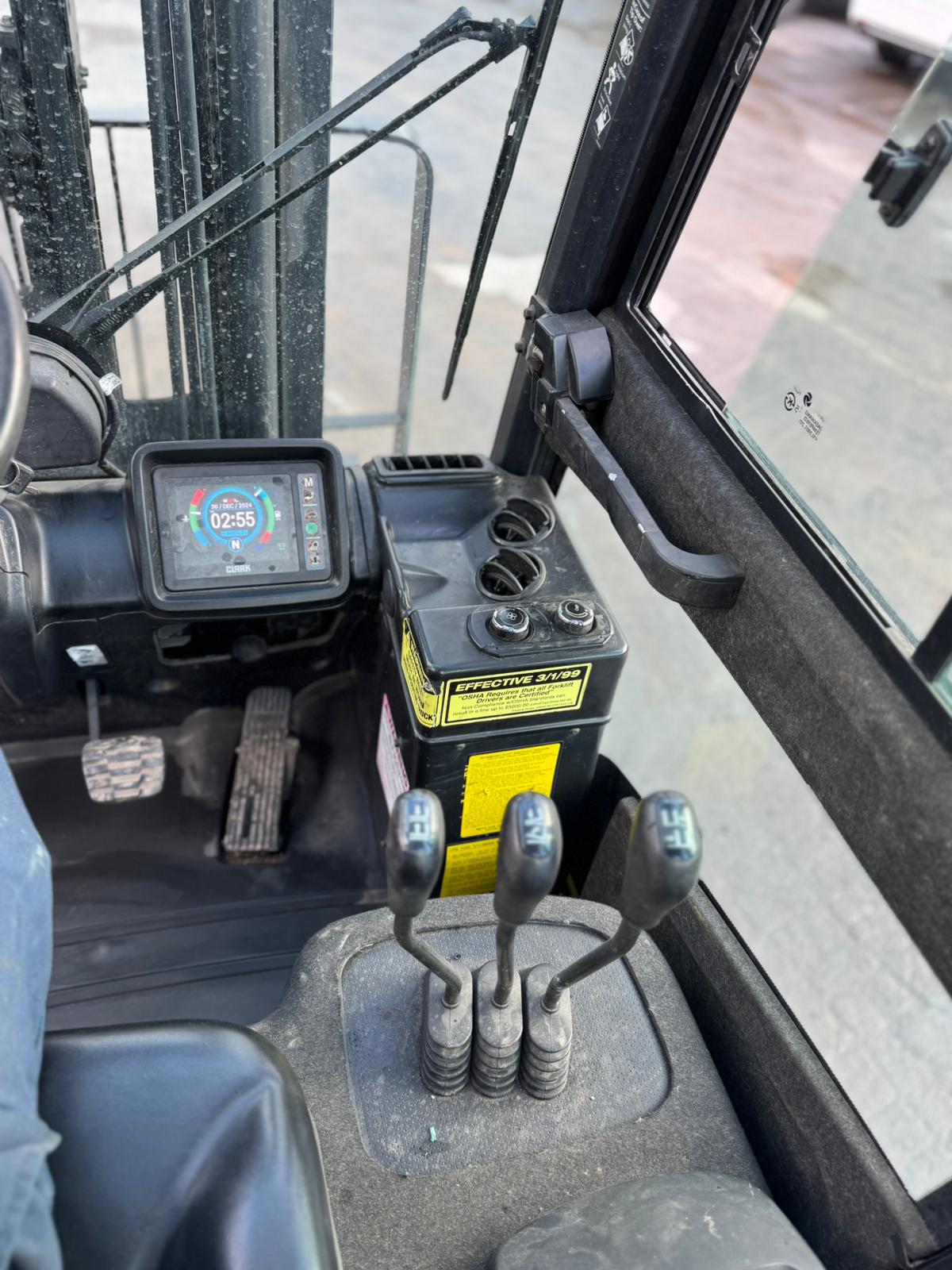 2020 Clark S30L Pneumatic Forklift