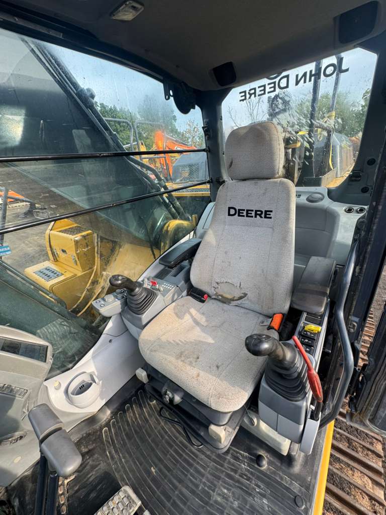 2019 John Deere 350G Excavator