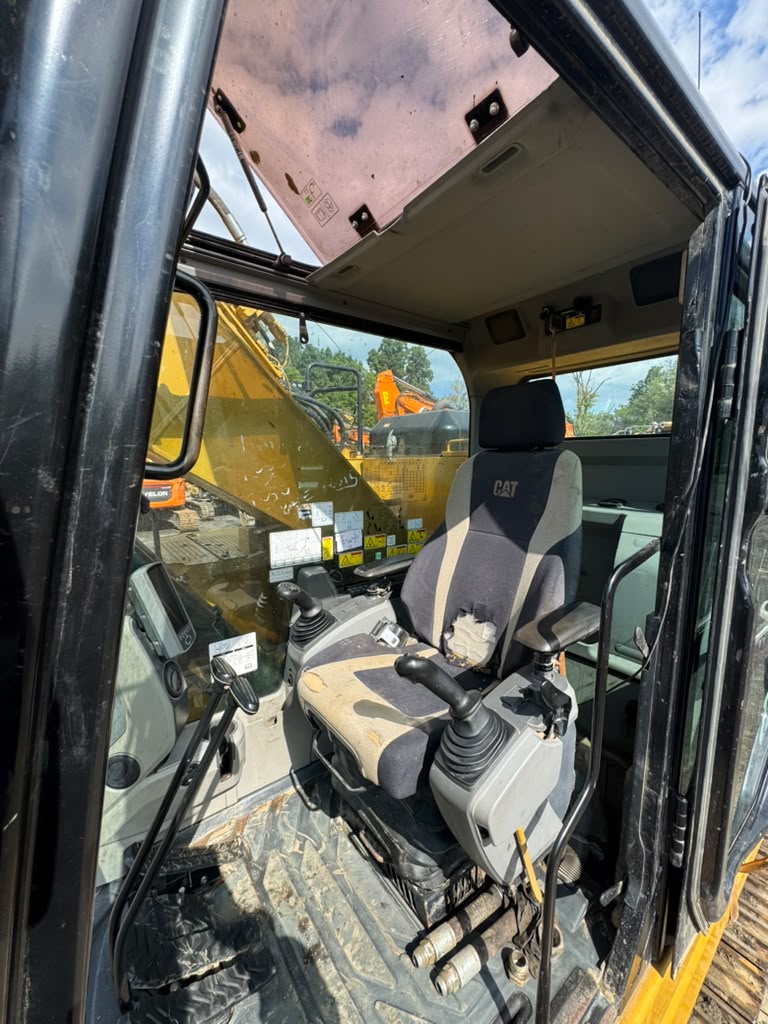 2018 CAT 325F LCR Excavator