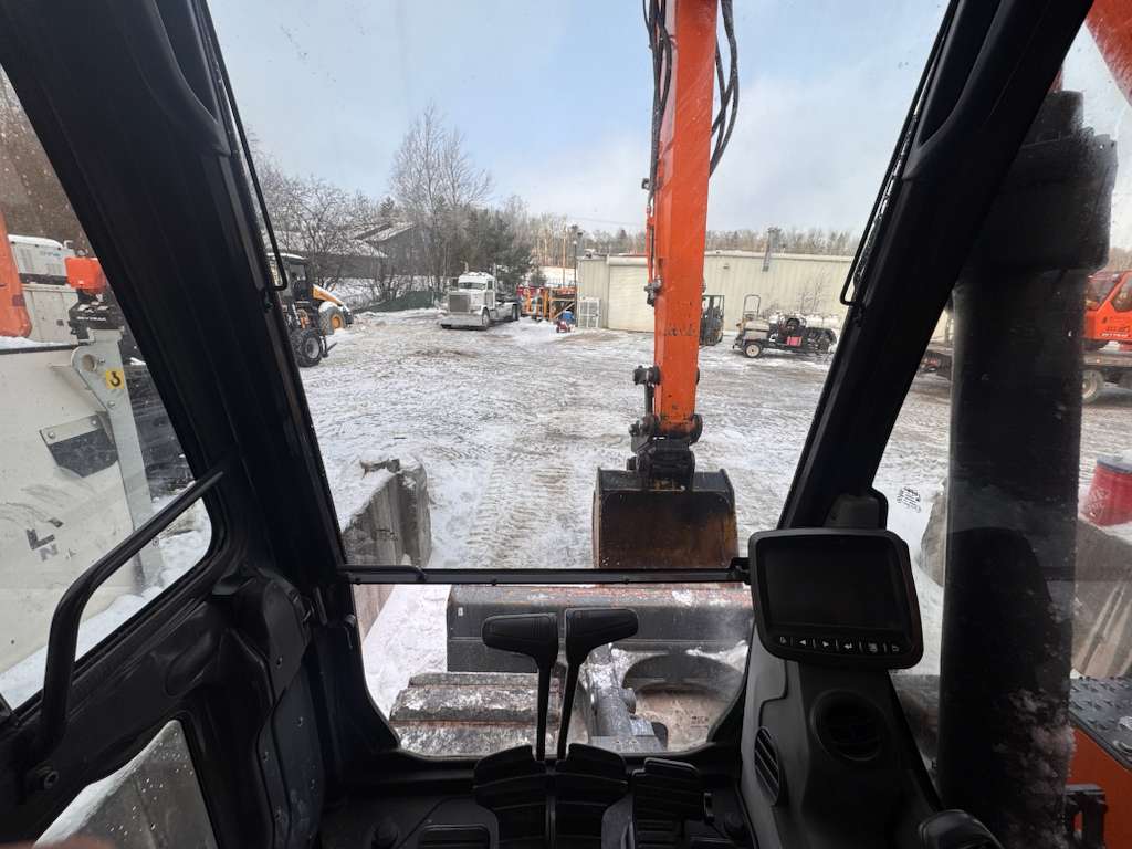 2021 Doosan DX140LCR-5 Excavator