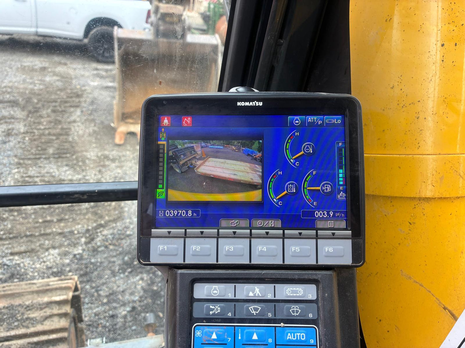 2021 Komatsu PC490LC-11 Excavator