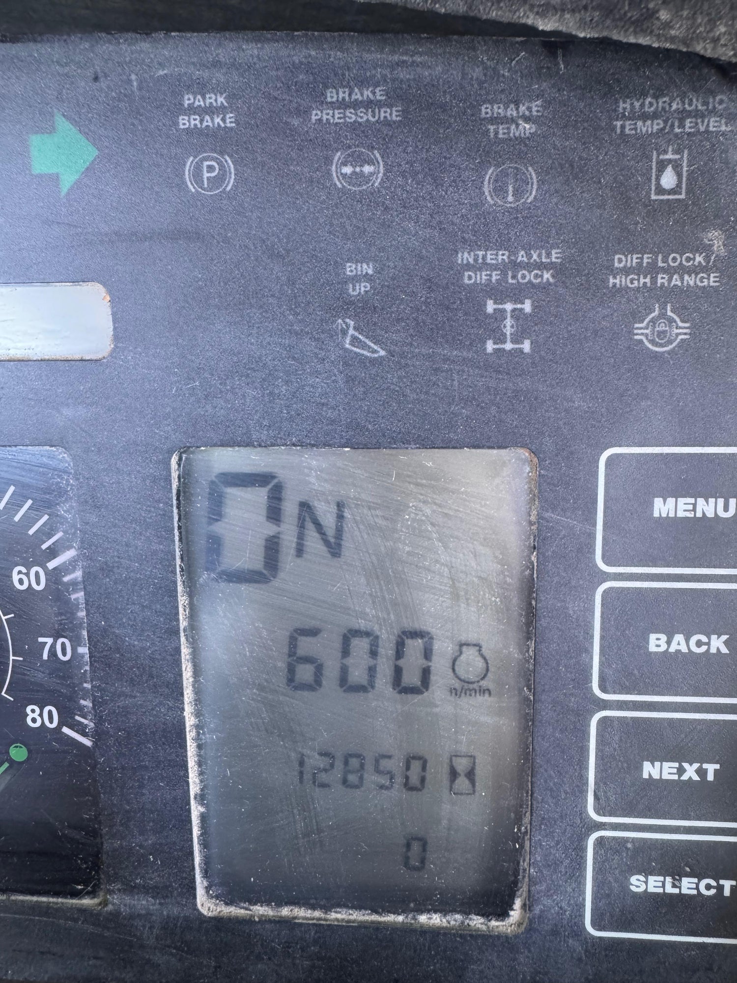 2004 John Deere 350D Dump Truck