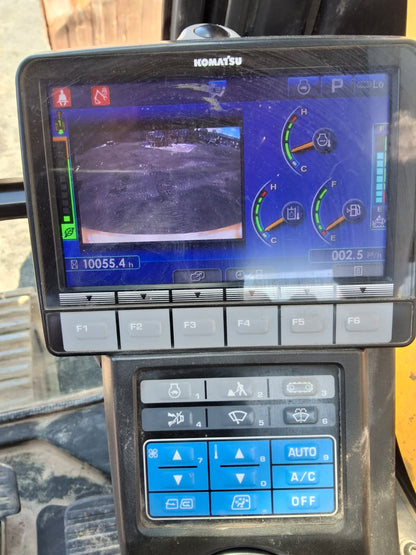 2016 Komatsu PC490LC-11 Excavator