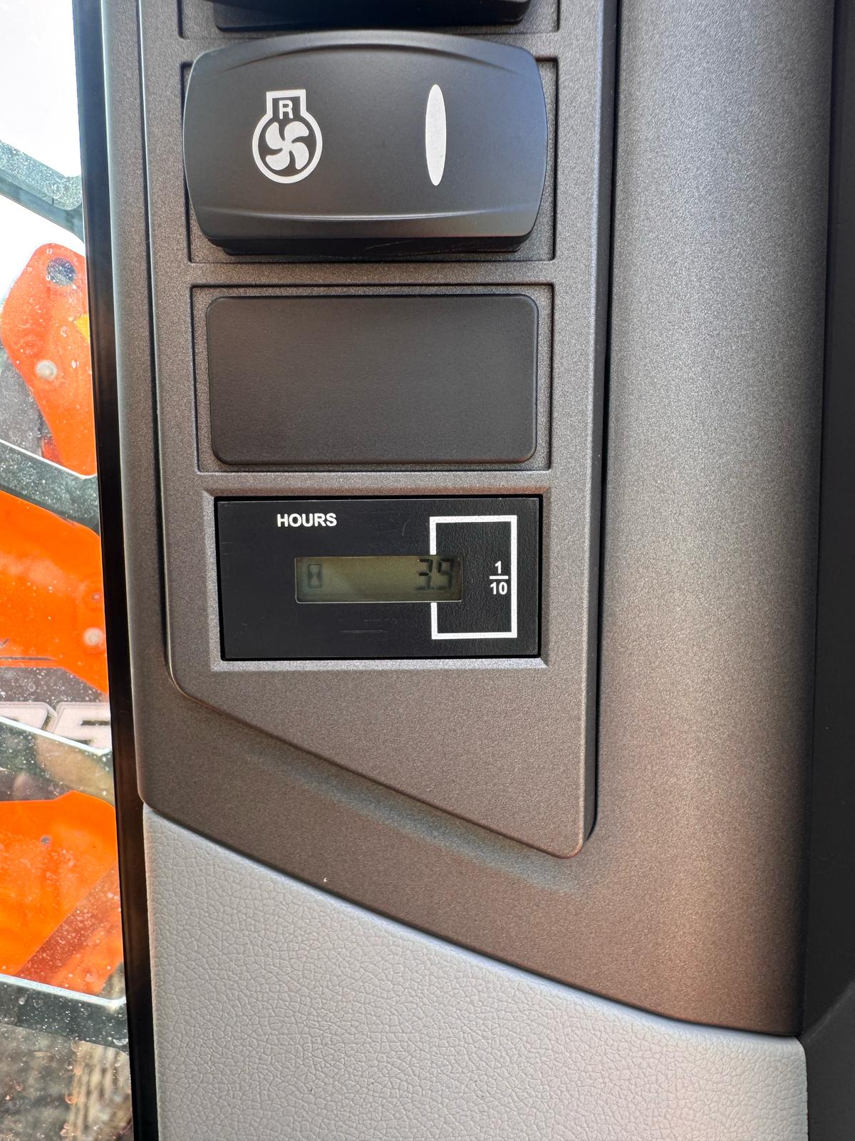 2026 Develon DTL35 Track Loader