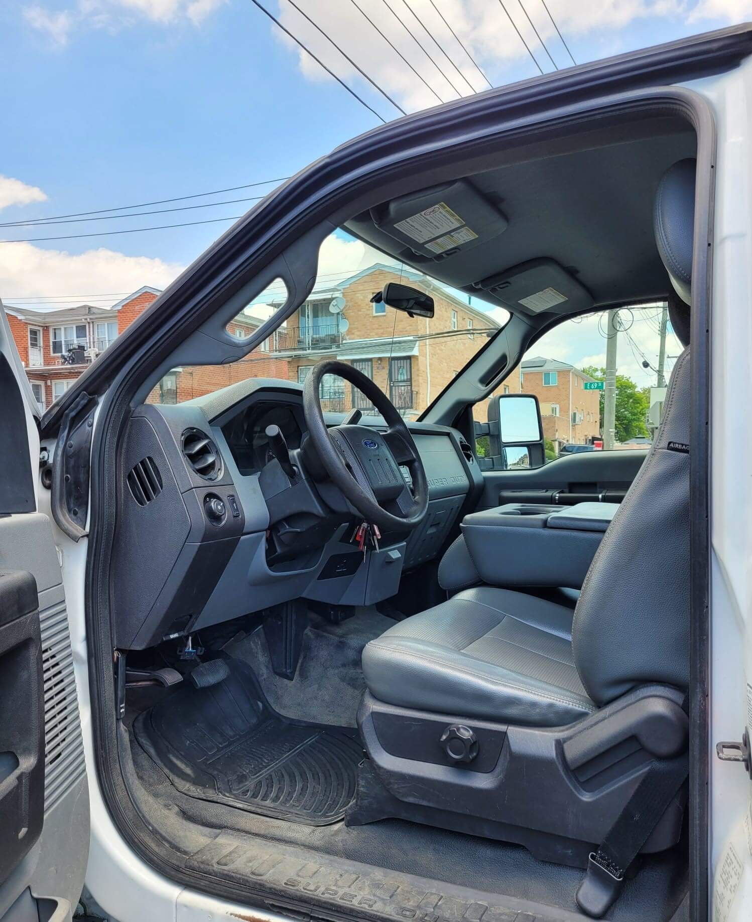 2013 Ford F550 Utility Bed Truck with Lift Gate