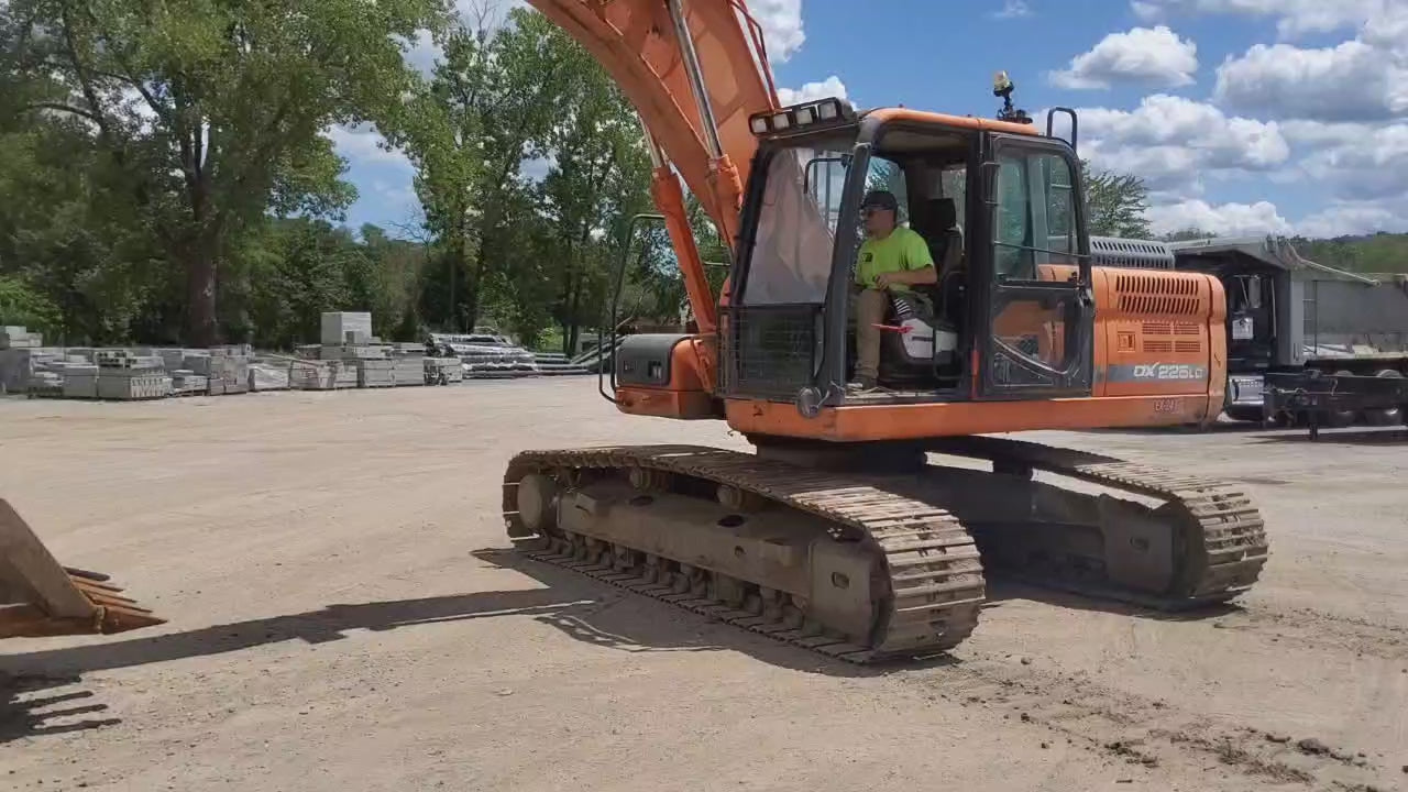 2014 Doosan DX225LC-3 Excavator