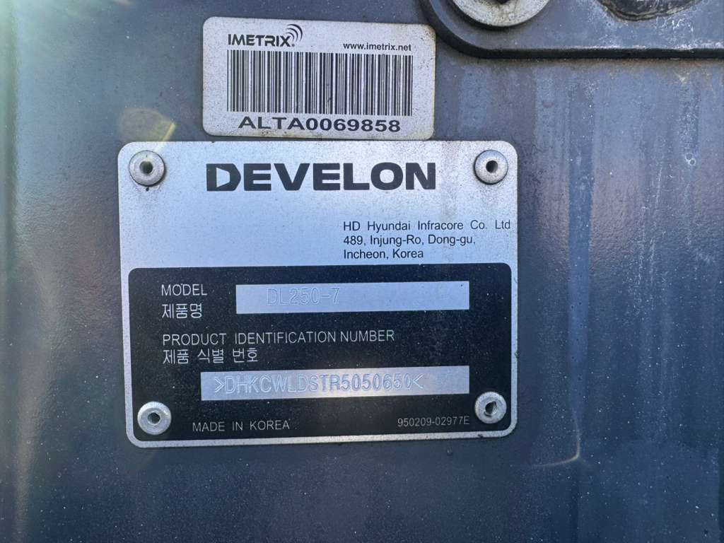 2024 Develon DL250-7 Wheel Loader