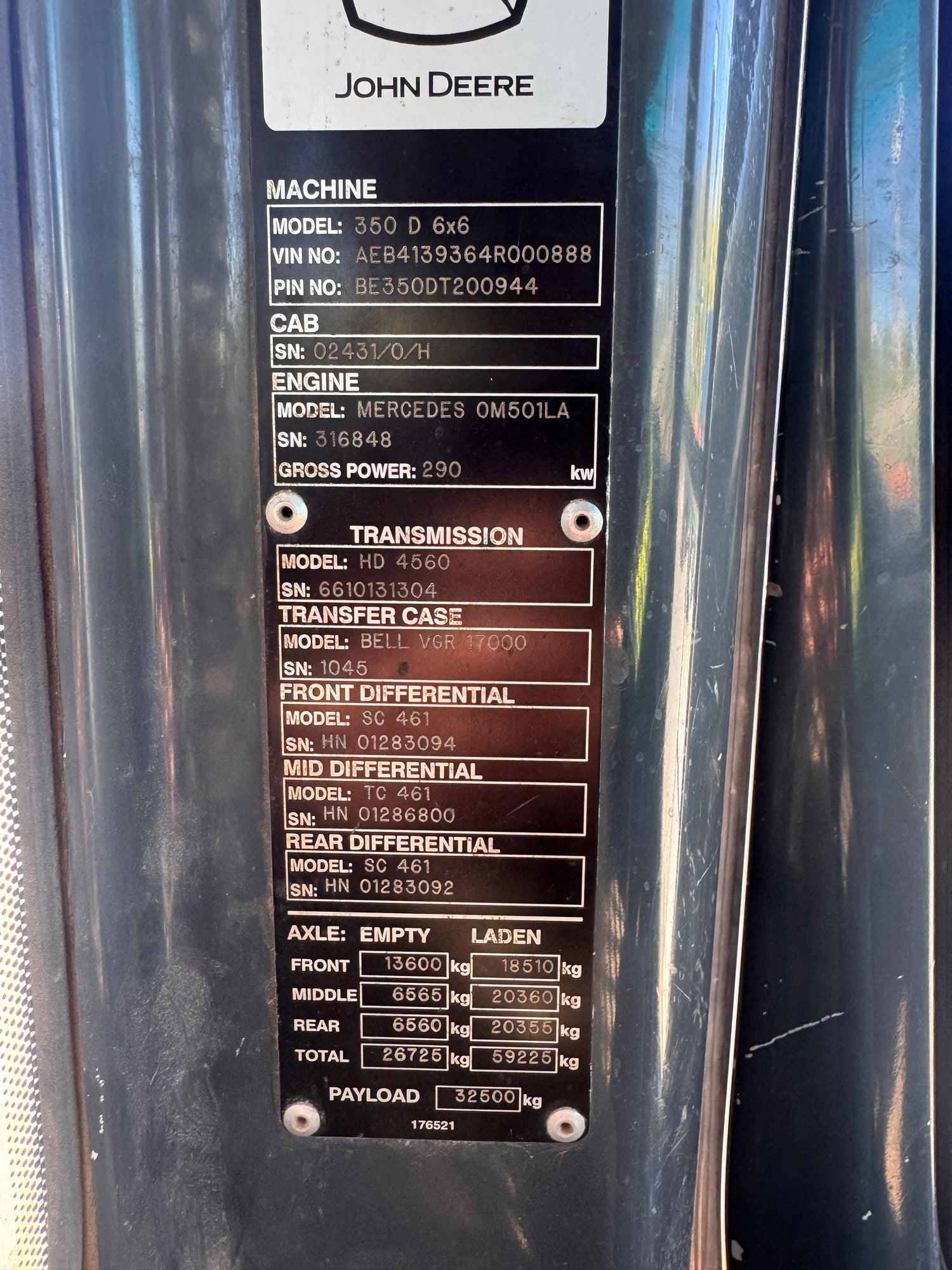 2004 John Deere 350D Dump Truck