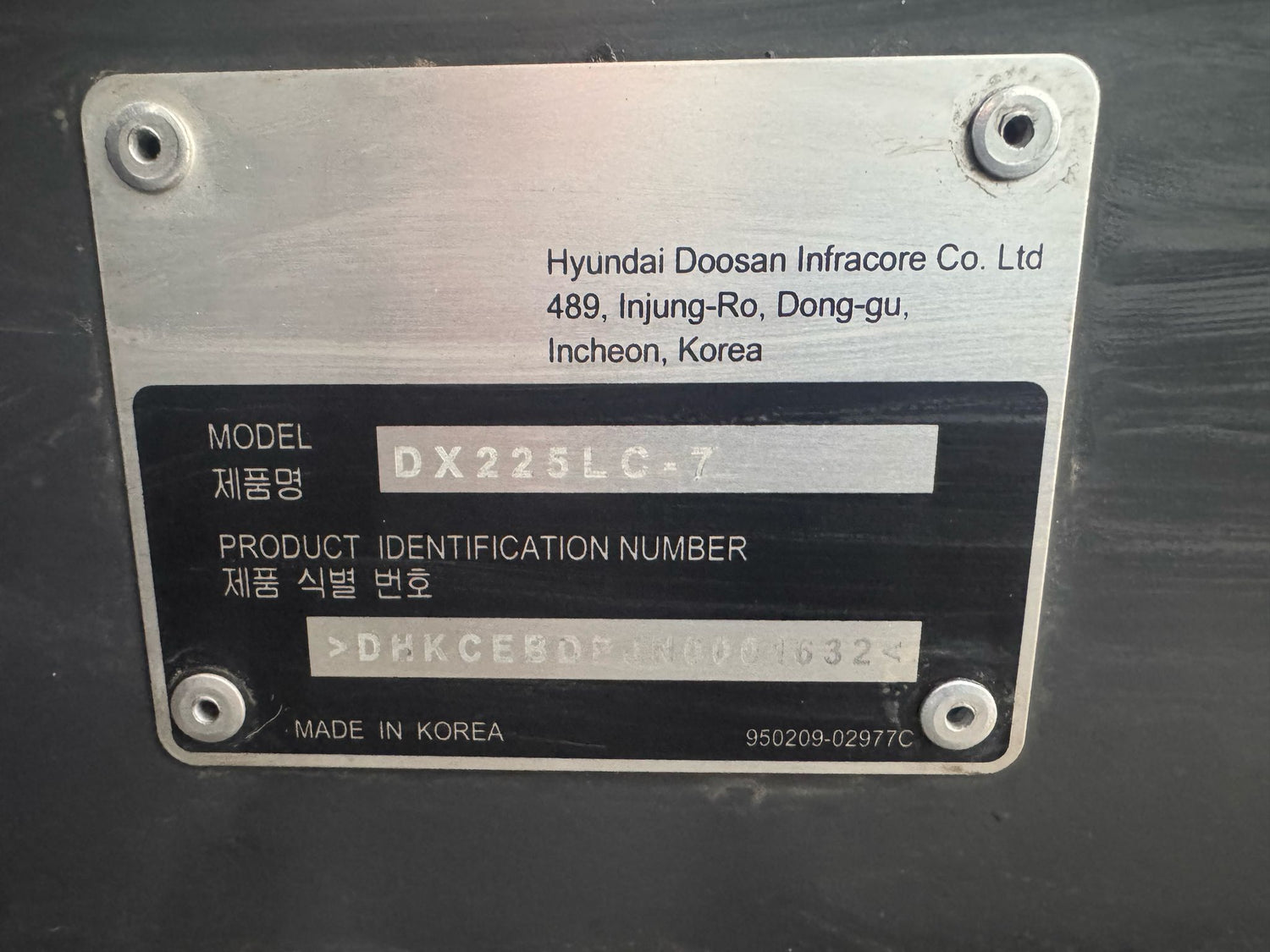 2025 Develon DX225LC-7 Excavator