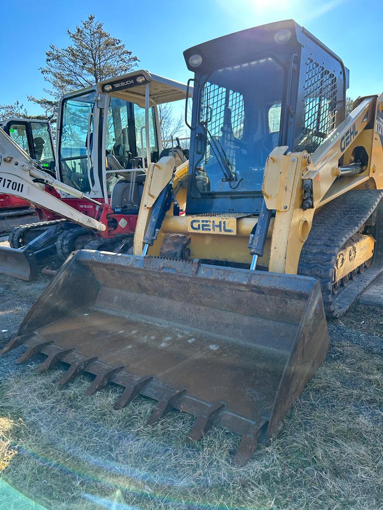 2016 Gehl Rt210 Gen-2 Track Loader with Bucket