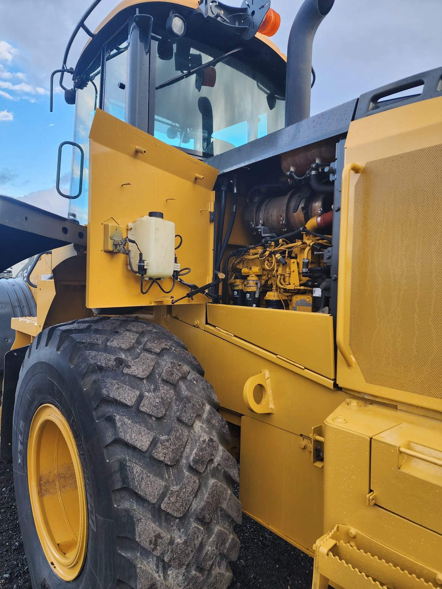 2015 John Deere 544K Wheel Loader