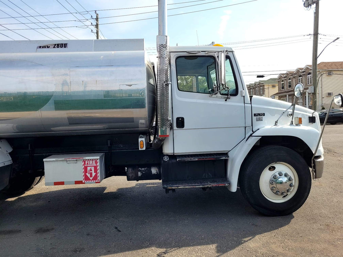 2002 Freightliner FL70 2,800 Gal Fuel/Oil Delivery Truck