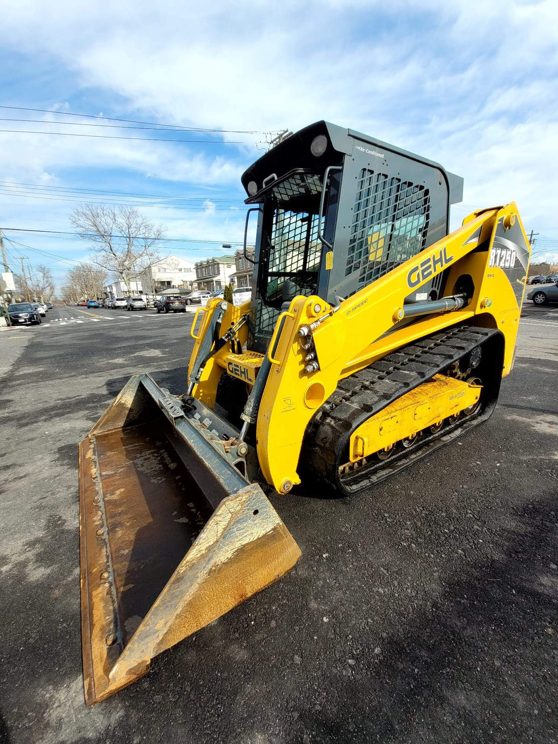 2016 Gehl RT250 Tracked Skid Steer