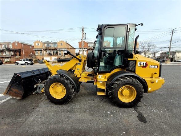 2022 Caterpillar 908M Wheel Loader