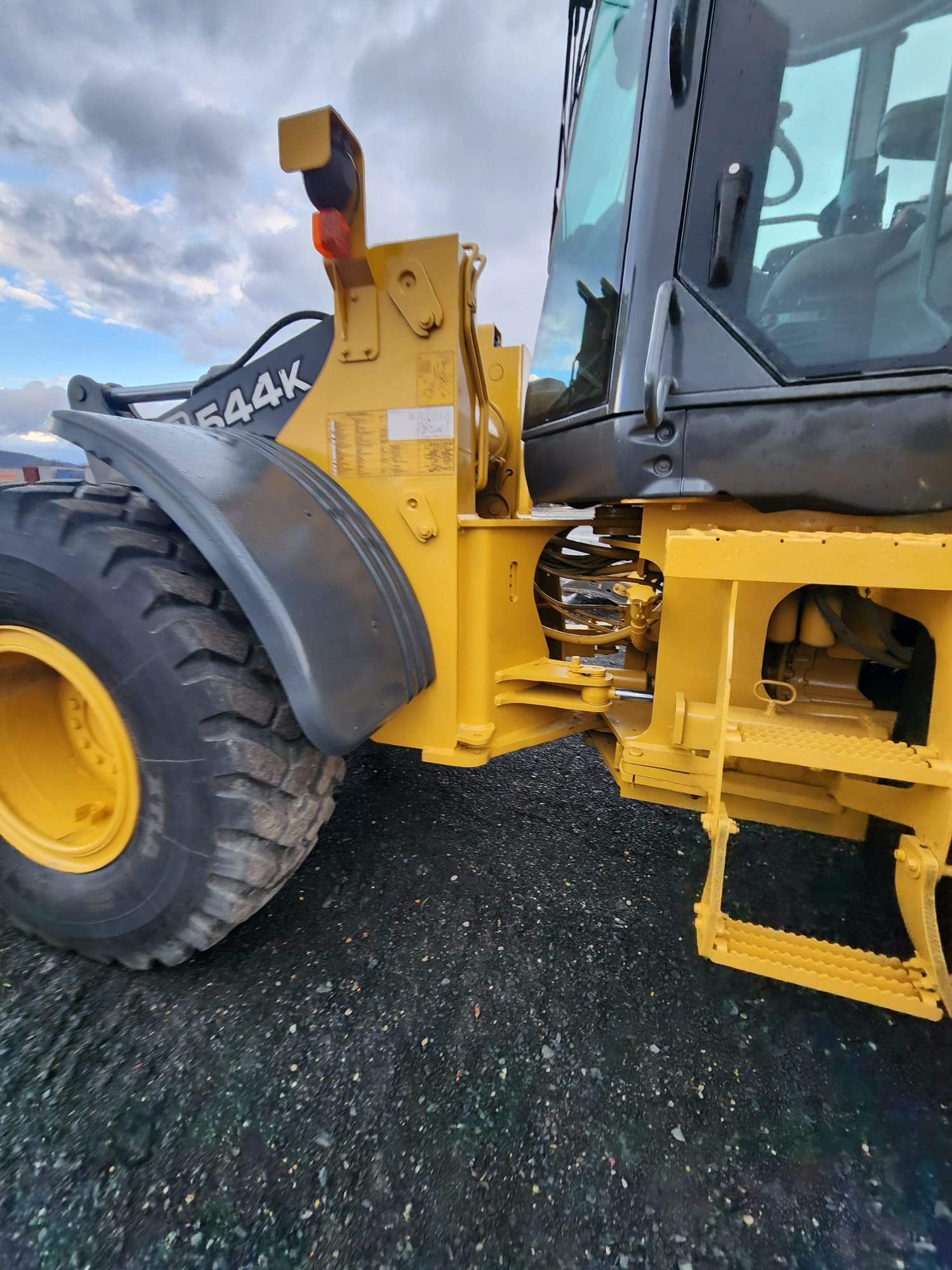 2015 John Deere 544K Wheel Loader